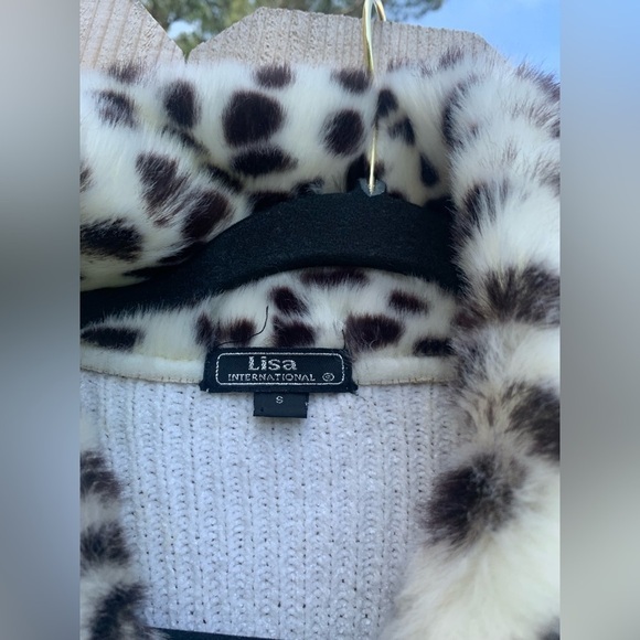 Lisa International Cream Spots Faux Fur Suede Sweater Jacket Sz small zebra‎ - Picture 10 of 10